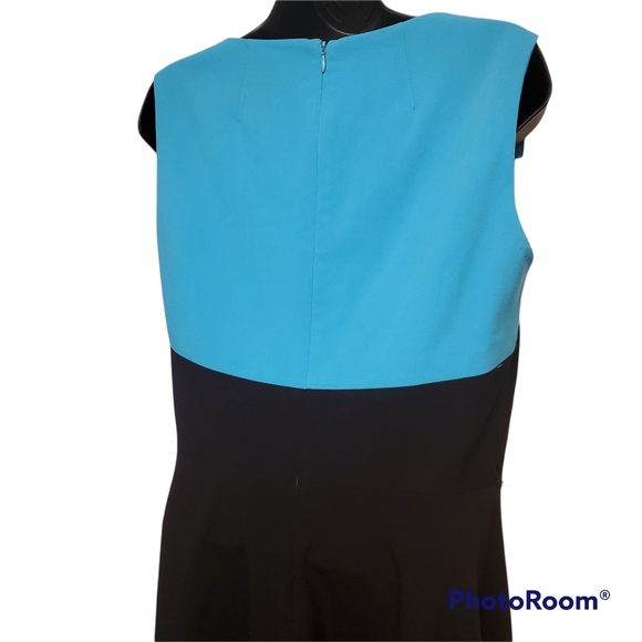 Calvin Klein Colorblock Dress - Picture 4 of 7